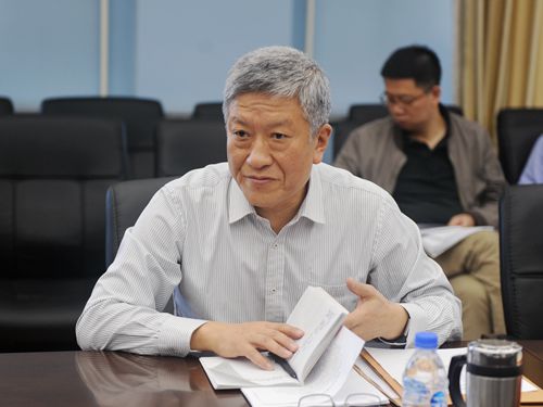 http://news.hrbust.edu.cn/__local/A/F2/C3/D0229819735DF08859E27E90774_8A208B26_FDB0.jpg